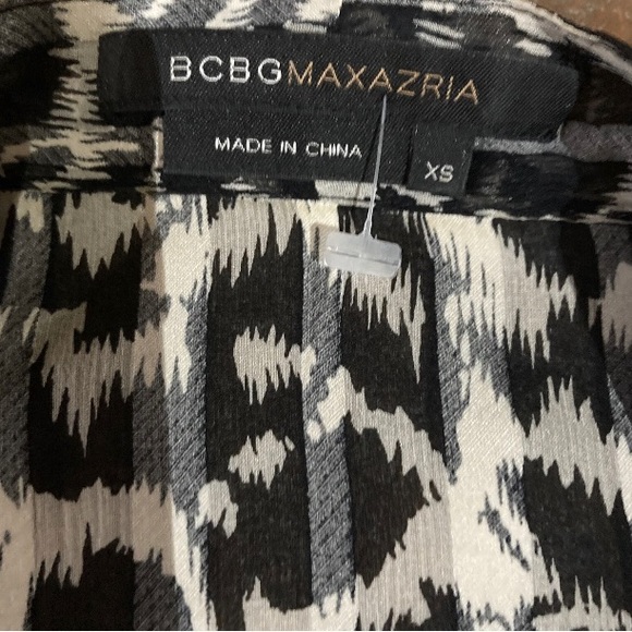 BCBG Max Azria Ribbon Tie Abstract Floral Semi Sheer Silk Wrap Top Sz XS - Picture 12 of 15